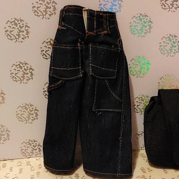 MGA Boy Bratz Jeans and Crossbody Bag - Picture 5 of 5